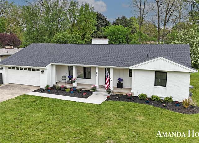 Property at 4604 Curwood Ave SE, Kentwood, MI 49508, 4 beds, 2.5 baths
