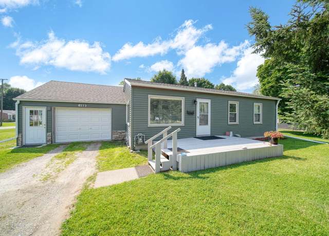 Property at 159 W Southfield Dr, Jackson, MI 49203, 3 beds, 2 baths