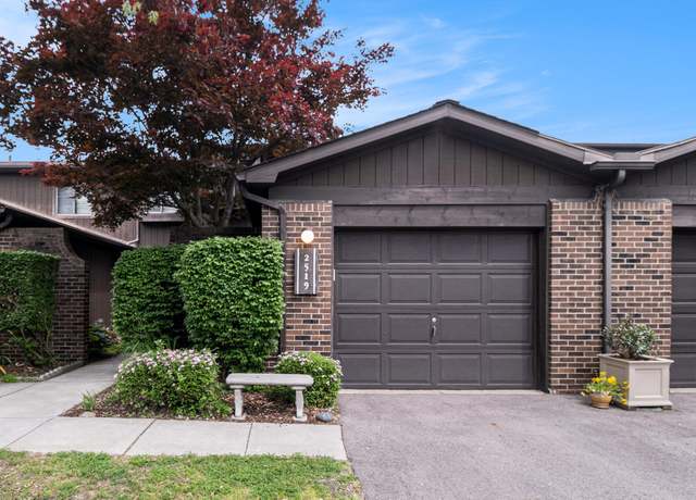 Property at 2519 Meade Ct, Ann Arbor, MI 48105, 3 beds, 3 baths
