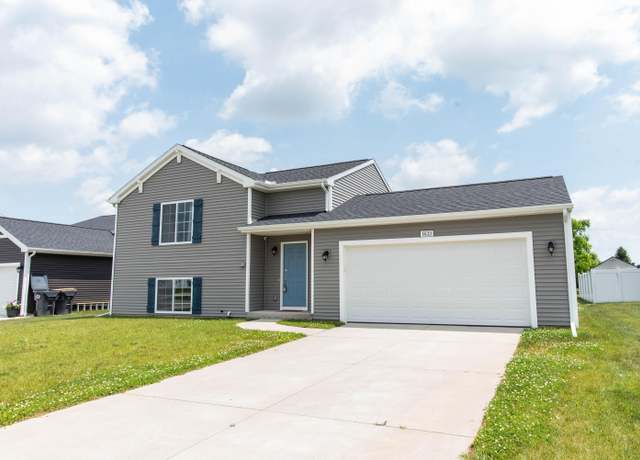 Property at 1633 Tea Pond Ct, Vicksburg, MI 49097, 3 beds, 2 baths