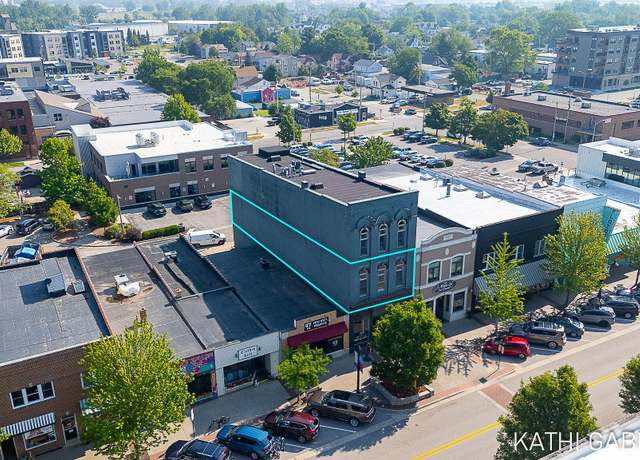 Property at 117 Washington Ave Unit B, Grand Haven, MI 49417, 3 beds, 2 baths