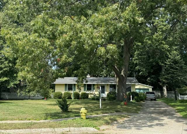 Property at 209 Douglas Ct, Spring Lake, MI 49456, 3 beds, 1.5 baths