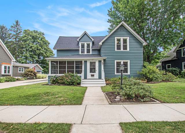 Property at 727 Wilson St, South Haven, MI 49090, 3 beds, 2 baths