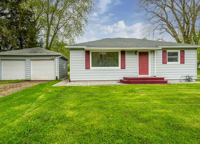 Property at 1688 Dewey Ave, Benton Harbor, MI 49022, 2 beds, 1 bath