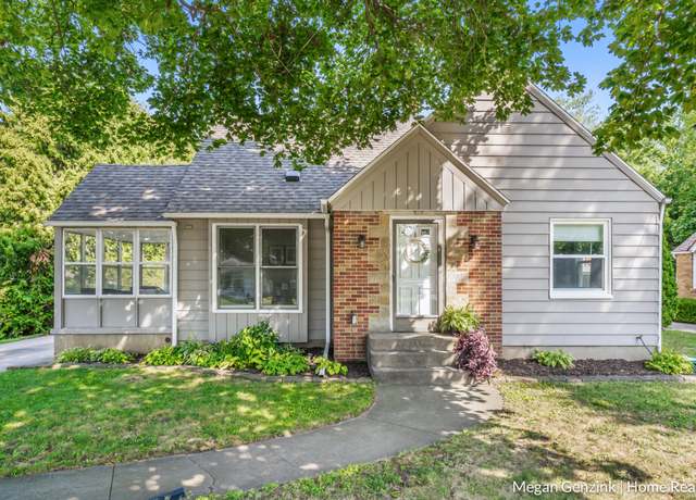 Property at 3375 Prairie St SW, Grandville, MI 49418, 3 beds, 1 bath