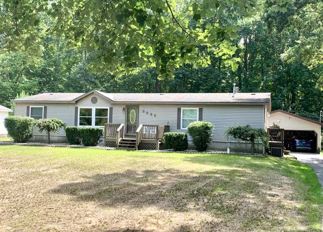 Property at 5835 W Dewey Rd, Ludington, MI 49431, 3 beds, 2 baths