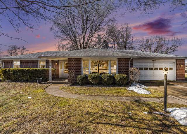 Property at 64624 W Northpark Dr, Constantine, MI 49042, 3 beds, 1.5 baths