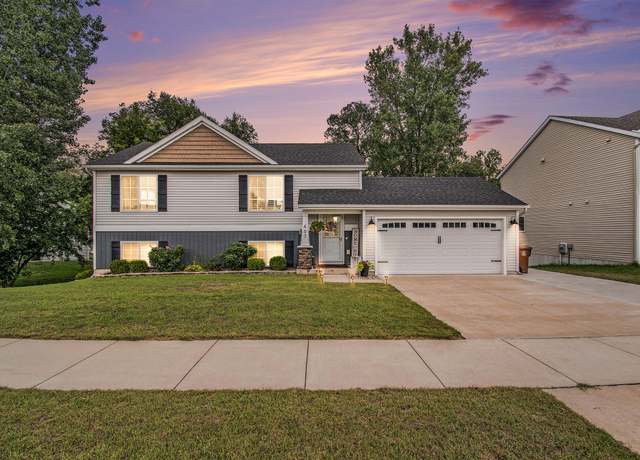Property at 467 Tentree St, Sparta, MI 49345, 4 beds, 2 baths