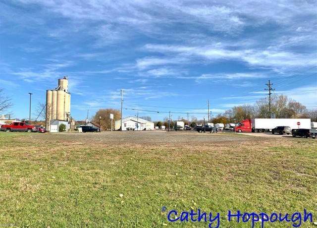 Property at 261 S Dexter St, Ionia, MI 48846