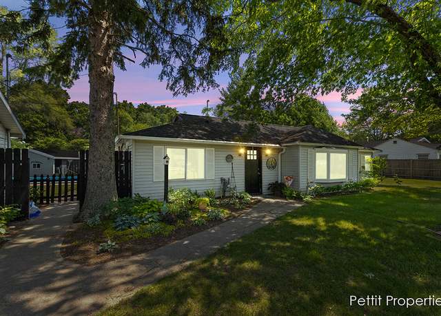 Property at 1831 Lincoln Rd, Allegan, MI 49010, 2 beds, 1 bath
