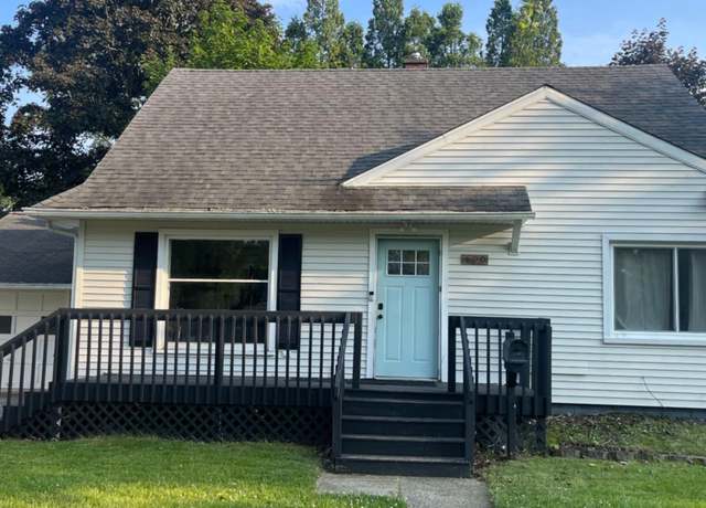 Property at 600 Center Dr, Tecumseh, MI 49286, 3 beds, 2 baths