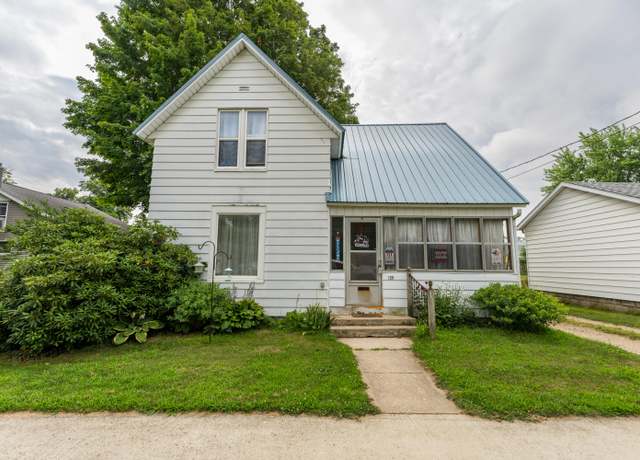 Property at 120 E Saint Marys St, Decatur, MI 49045, 3 beds, 2 baths