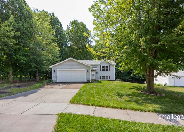 Property at 342 Willow Run Dr, Wayland, MI 49348, 4 beds, 2 baths
