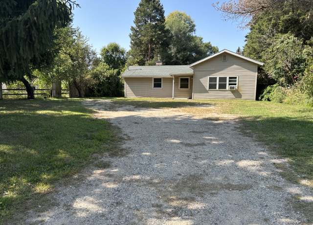 Property at 4790 S Greenville Rd Rd, Greenville, MI 48838, 1 bed, 1 bath