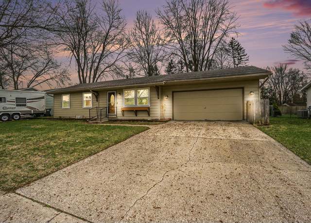 Property at 4521 Cedarcrest Ave, Portage, MI 49024, 3 beds, 1.5 baths