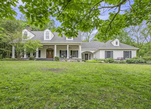 Property at 3113 Miller Rd, Ann Arbor, MI 48103, 4 beds, 4.5 baths