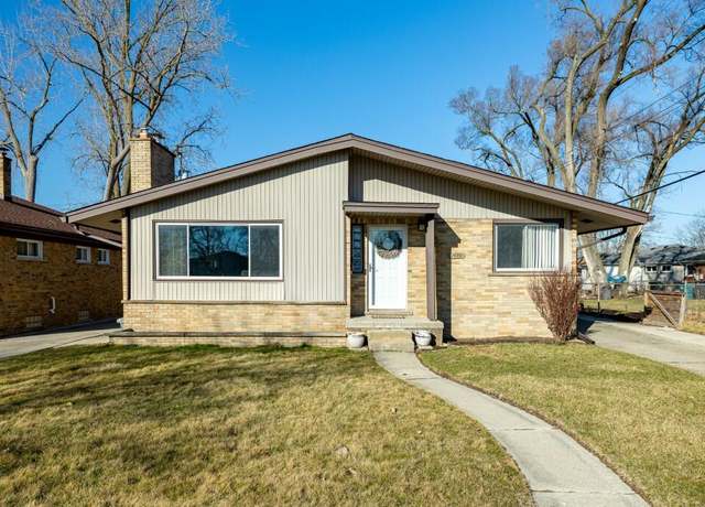 Property at 24351 Jerome Street St, Oak Park, MI 48237, 3 beds, 2.5 baths
