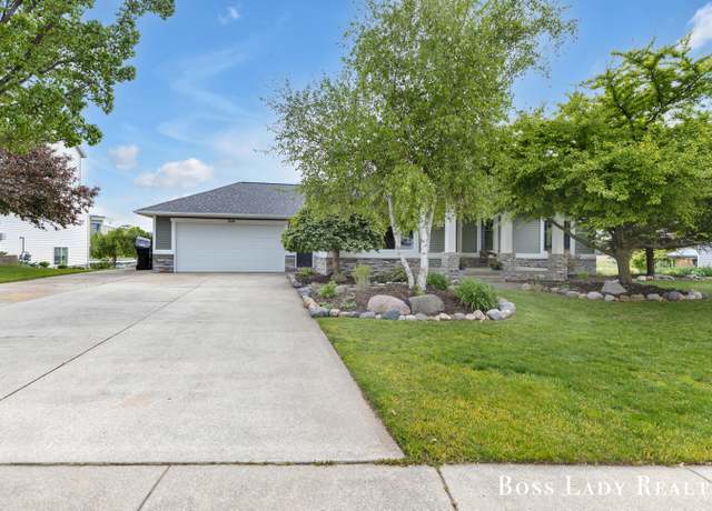 Property at 3260 Jamieson Dr, Hudsonville, MI 49426, 4 beds, 3.5 baths