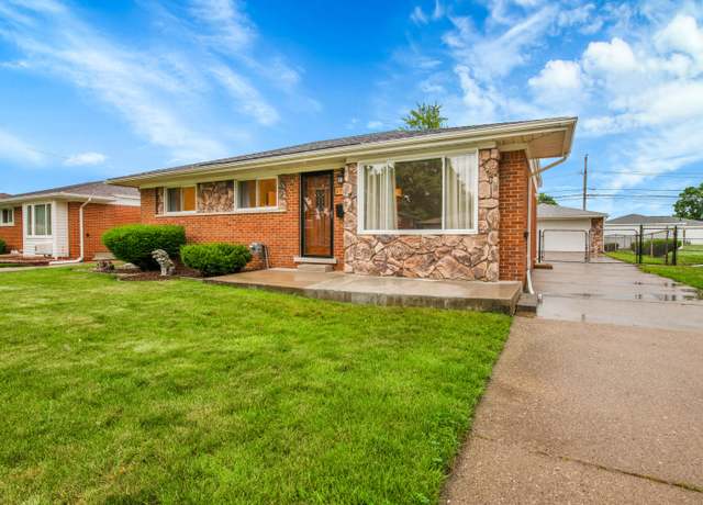 Property at 27152 Broadmoor Dr, Warren, MI 48088, 3 beds, 1.5 baths