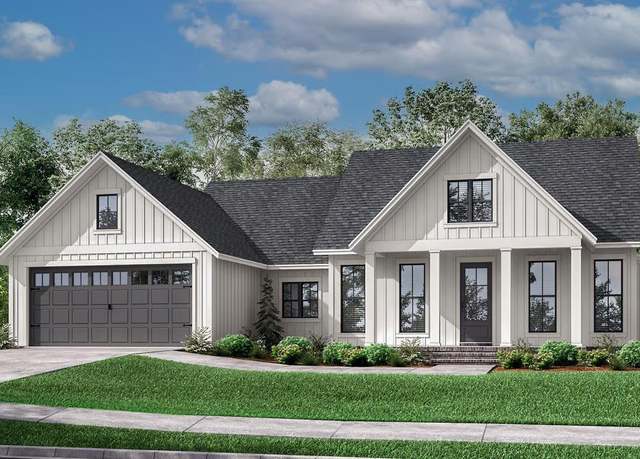 Property at 14898 Kelly St, Spring Lake, MI 49456, 4 beds, 2.5 baths