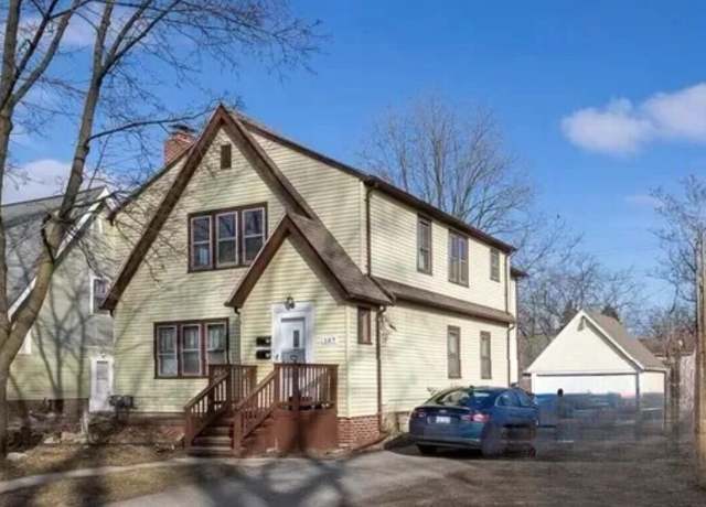 Property at 147 Draper Ave, Waterford, MI 48328, 4 beds, 2 baths
