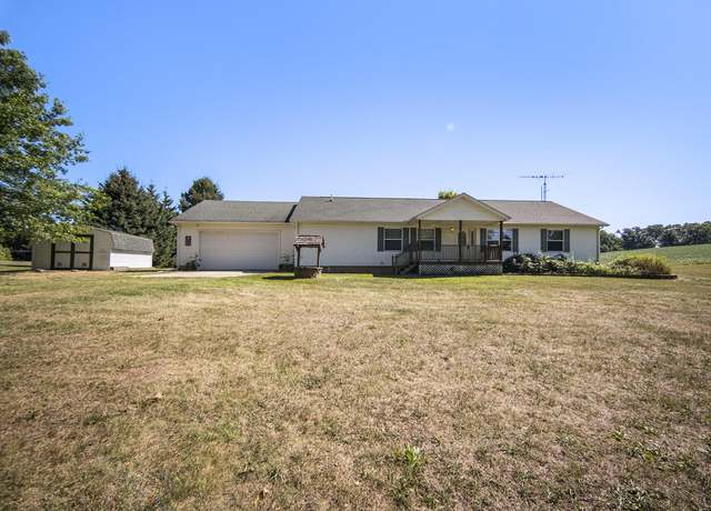 Property at 1679 Munith Rd, Jackson, MI 49201, 3 beds, 2 baths