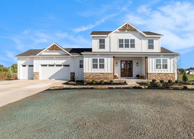 Property at 3126 Red Oak Drive Dr, Saugatuck, MI 49453, 4 beds, 3.5 baths