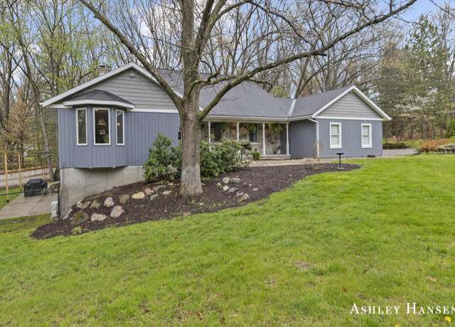 Property at 5615 Egypt Valley Ave NE, Belmont, MI 49306, 5 beds, 3 baths