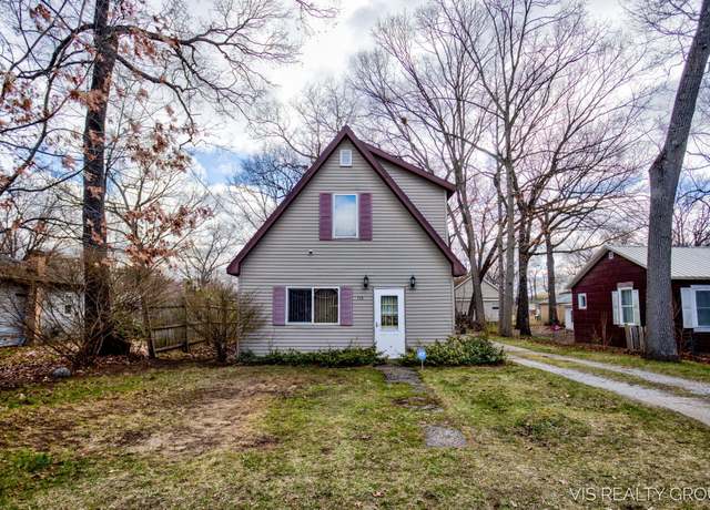 Property at 152 S Stewart St, Muskegon, MI 49442, 2 beds, 2 baths