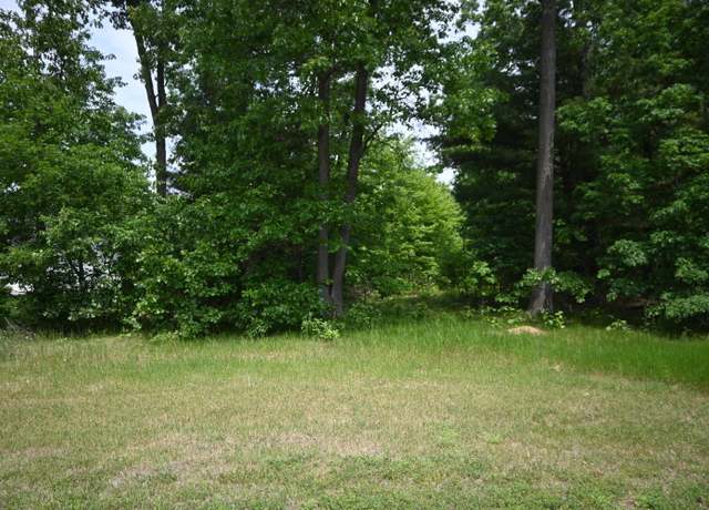 Property at 3352 White Eagle Dr, Muskegon, MI 49442