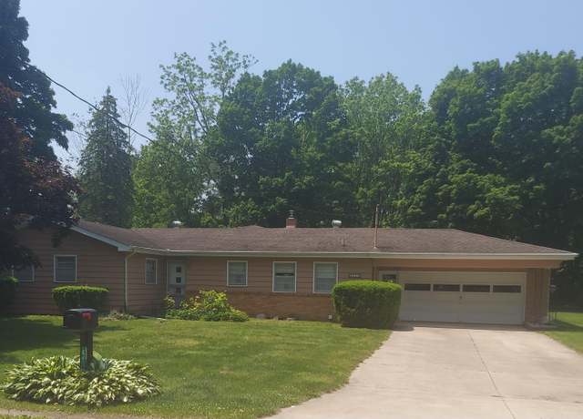 Property at 510 Northside Dr, Coldwater, MI 49036, 3 beds, 2 baths
