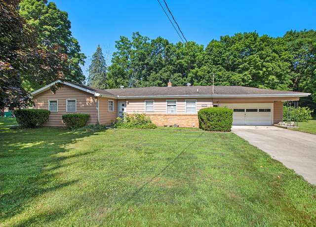 Property at 510 Northside Dr, Coldwater, MI 49036, 3 beds, 2 baths