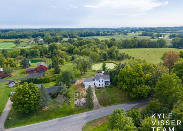 Property at 4352 82nd St SW, Byron Center, MI 49315, 5 beds, 3.5 baths