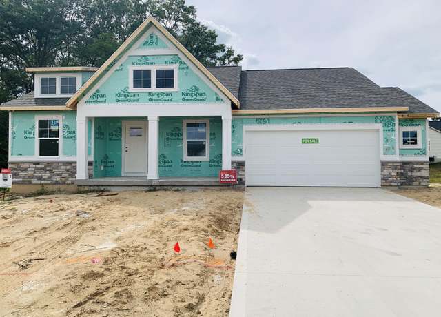 Property at 7115 Pinehurst Dr NE, Rockford, MI 49341, 3 beds, 2 baths