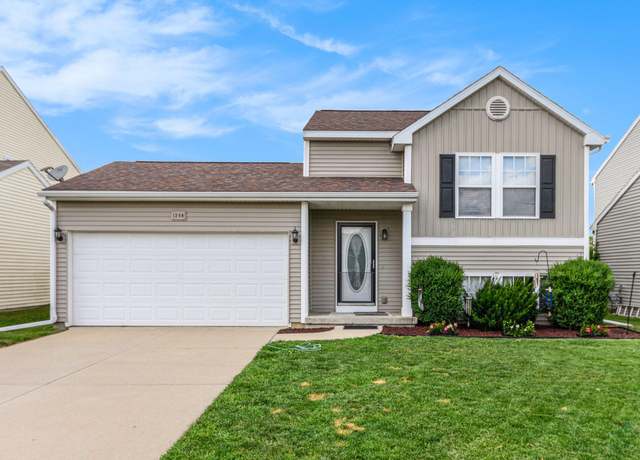 Property at 1208 Ellery Grove Ct, Vicksburg, MI 49097, 3 beds, 2 baths