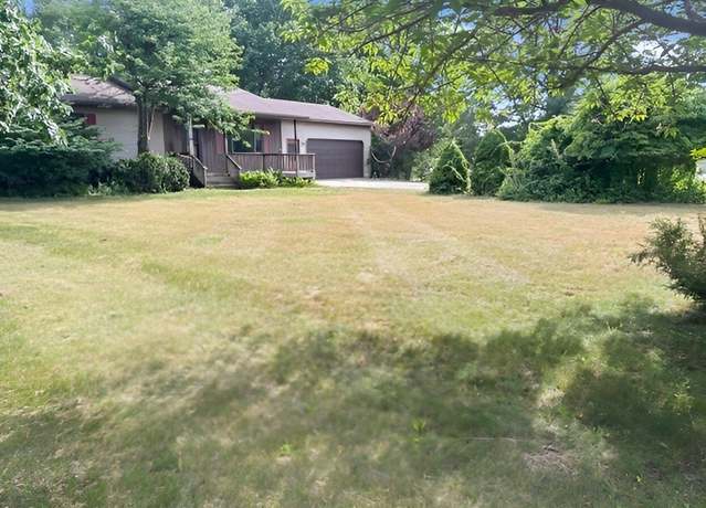 Property at 7131 W No Name Rd, Ludington, MI 49431, 4 beds, 2 baths