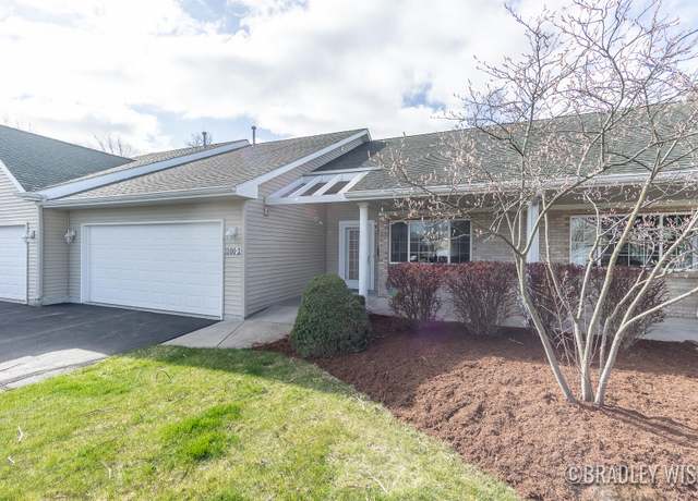 Property at 1100 Fountain View Cir #2, Holland, MI 49423, 1 bed, 1.5 baths