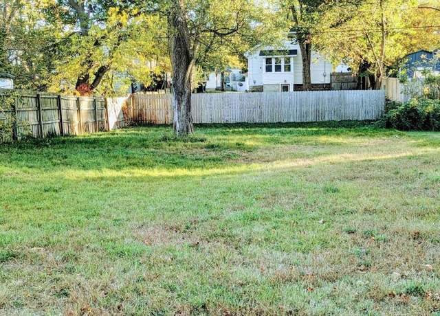 Property at 136 E 19th St, Holland, MI 49423