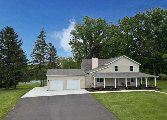 Property at 928 Lincoln St, Grand Rapids, MI 49534, 5 beds, 3.5 baths