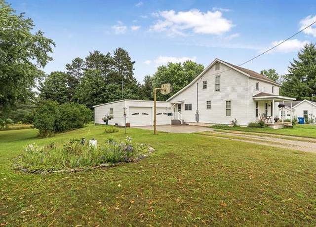 Property at 425 Whaley St, Cadillac, MI 49601, 3 beds, 1.5 baths