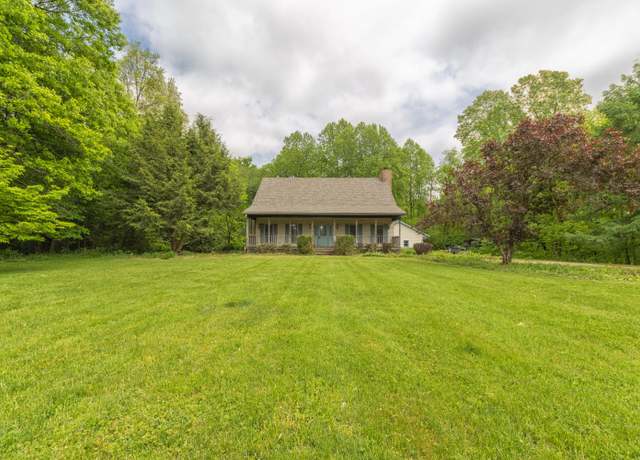Property at 10109 Lauer Rd, Baroda, MI 49101, 3 beds, 3 baths