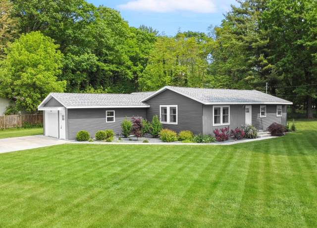 Property at 345 N 4th Ave, Fruitport, MI 49415, 3 beds, 2 baths