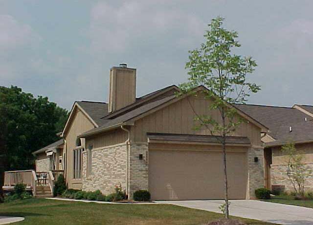 Property at 35595 Lone Pine Ln, Farmington Hills, MI 48335, 2 beds, 2 baths