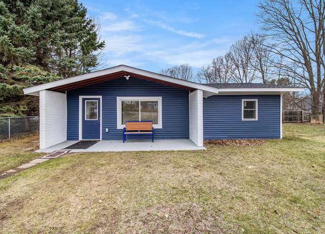 Property at 1009 N Ferry St, Ludington, MI 49431, 1 bed, 1 bath