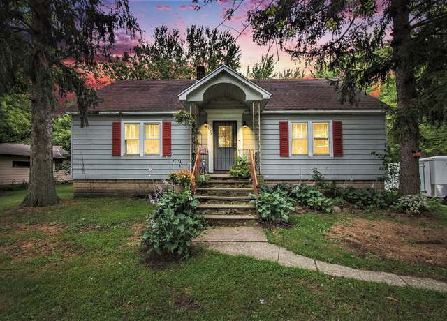 Property at 7079 Us-12, Three Oaks, MI 49128, 3 beds, 1 bath