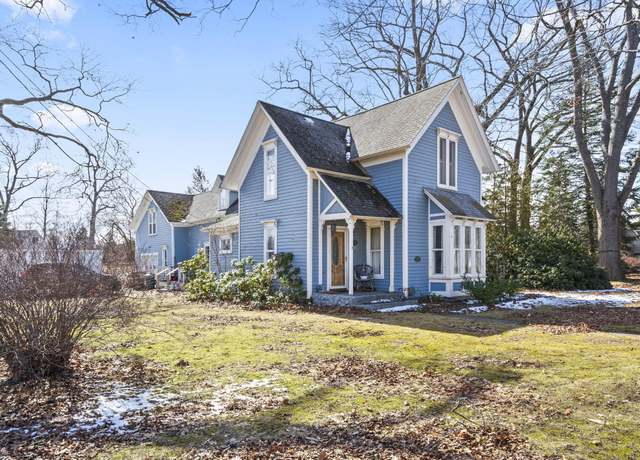 Property at 4851 Dowling St, Montague, MI 49437, 3 beds, 2 baths