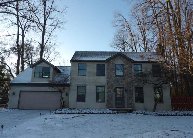 Property at 7335 Colony Dr Dr, West Bloomfield, MI 48323, 4 beds, 3.5 baths