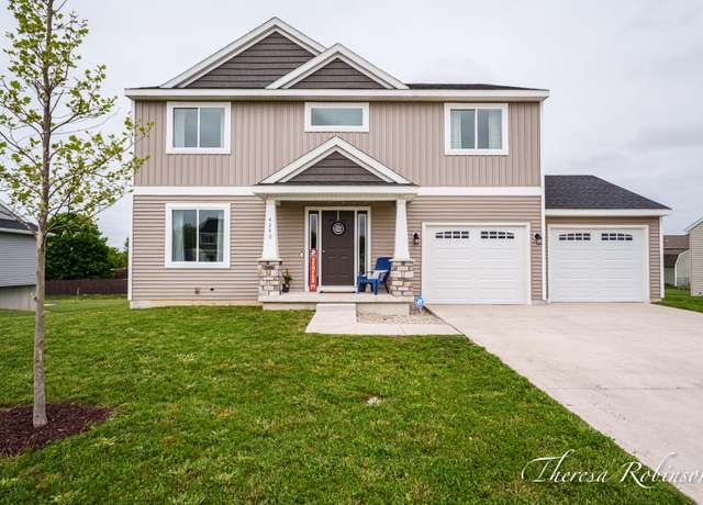 Property at 4240 Butternut Dr, Wayland, MI 49348, 3 beds, 2.5 baths