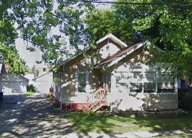 Property at 1121 Dayton Ave, Kalamazoo, MI 49048, 2 beds, 1 bath