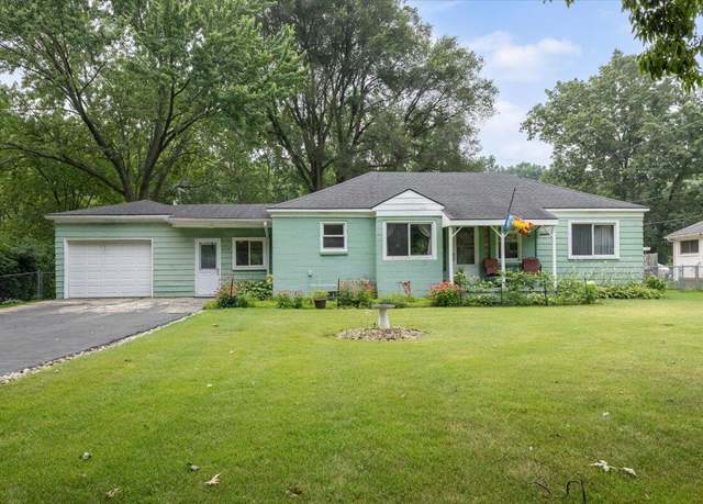 Property at 6175 Hatchery Rd, Waterford, MI 48329, 3 beds, 1 bath